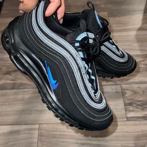 Nike AirMax black & blue | size 4y